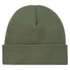 Olijf groen